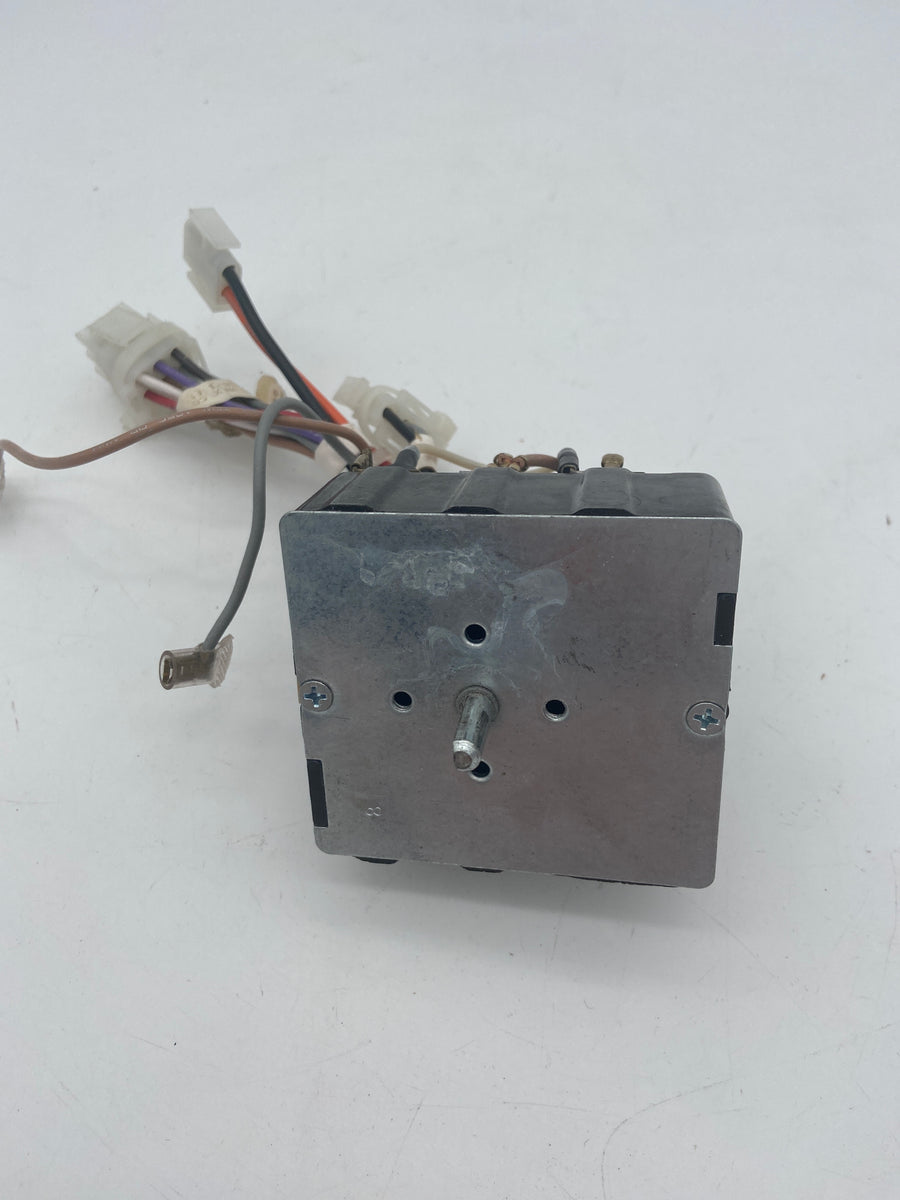 131225300 Minuterie de contrôle de sécheuse Frigidaire OEM d'origine 4096B6 - Utilisée
