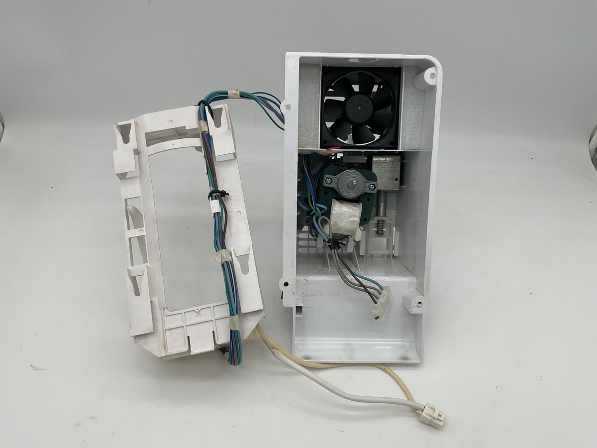 Ensemble de machine à glaçons pour réfrigérateur Frigidaire 243297606 242096602