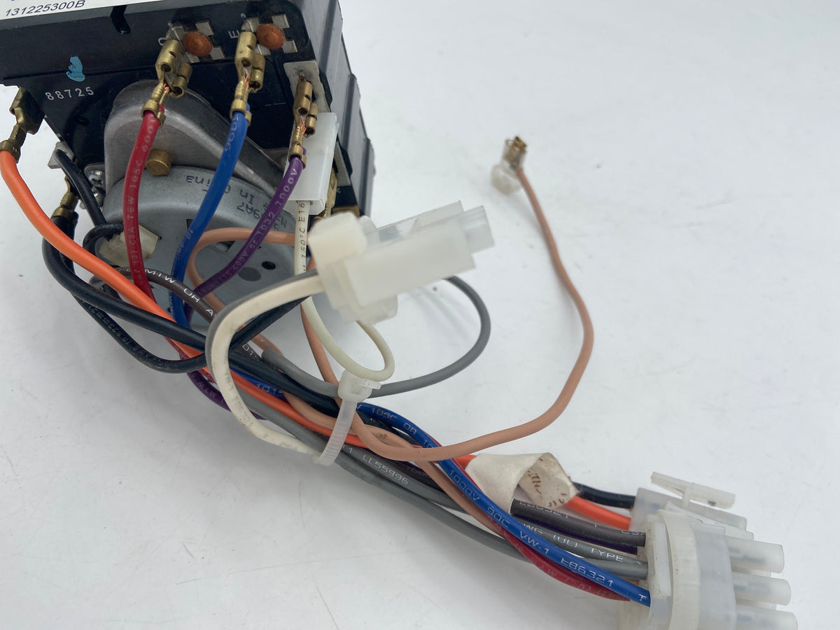 Minuterie de commande pour sécheuse Frigidaire 131225300B d'origine constructeur 9120A6 - Utilisée