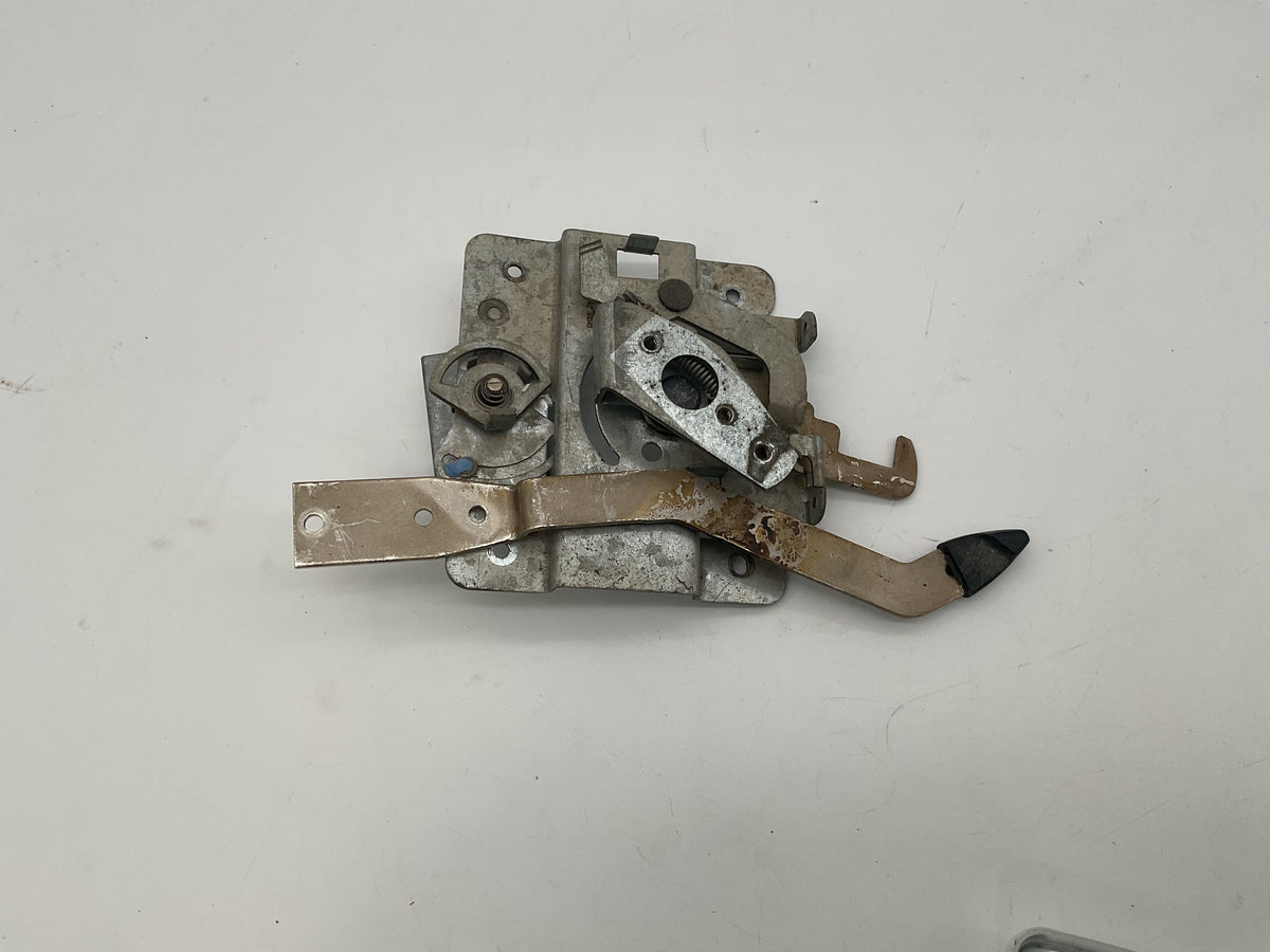 Loquet de verrouillage de porte de four JennAir 8002P020-60