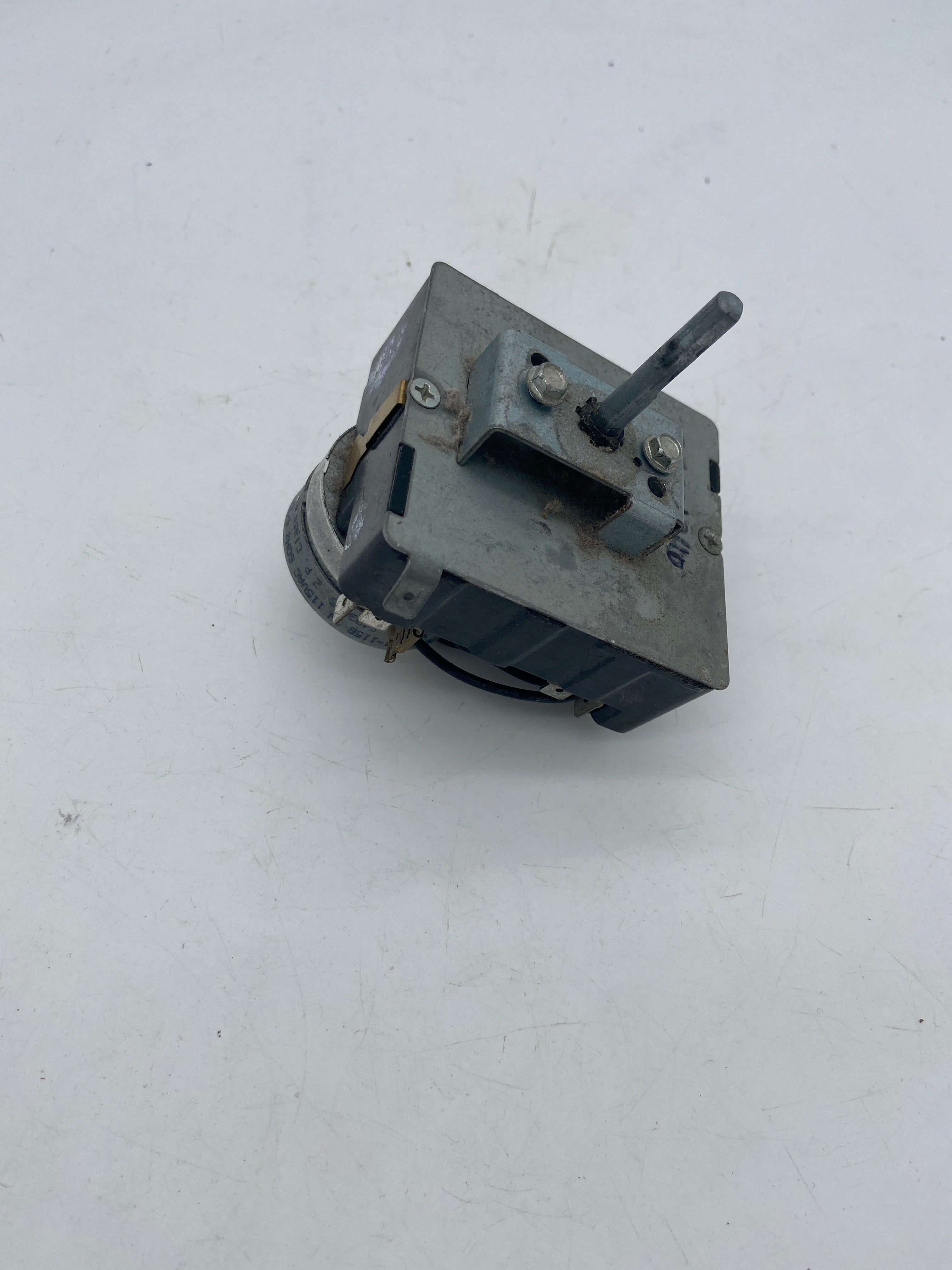 2202150 Genuine OEM Whirlpool Dryer Timer Control 37001240 WP37001240 - Used