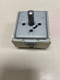 Commutateur de brûleur de surface pour cuisinière Frigidaire 316238201