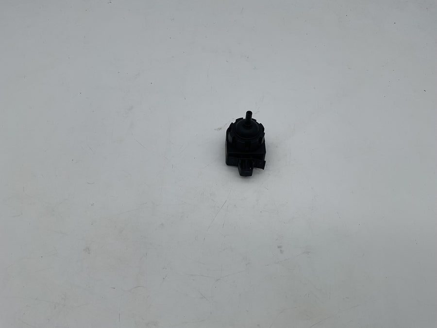 Frigidaire Washer Water-Level Pressure Switch 134762010