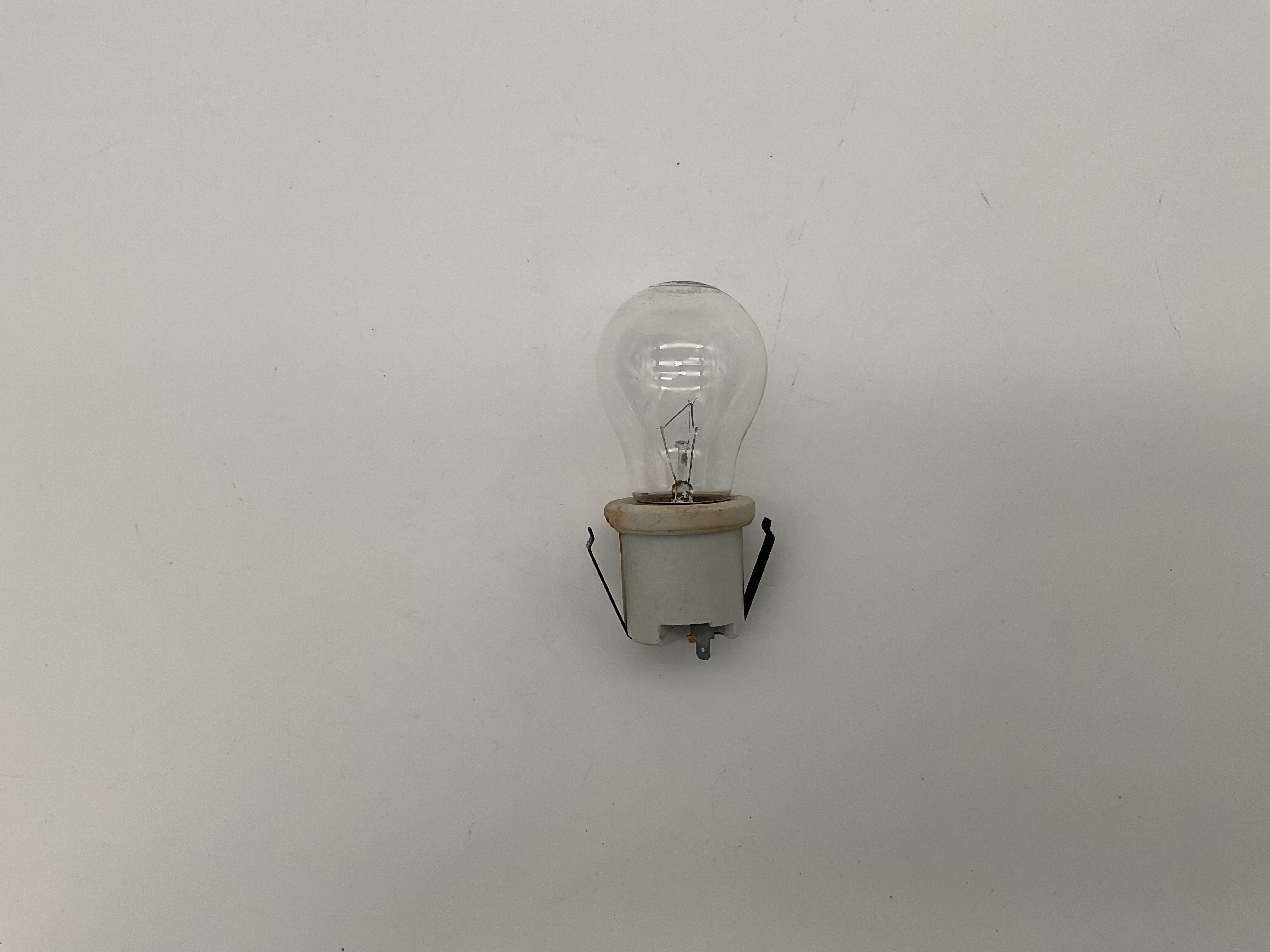 316116400 Genuine OEM Frigidaire Range/Oven/Cooktop Light Socket Bulb 316538904