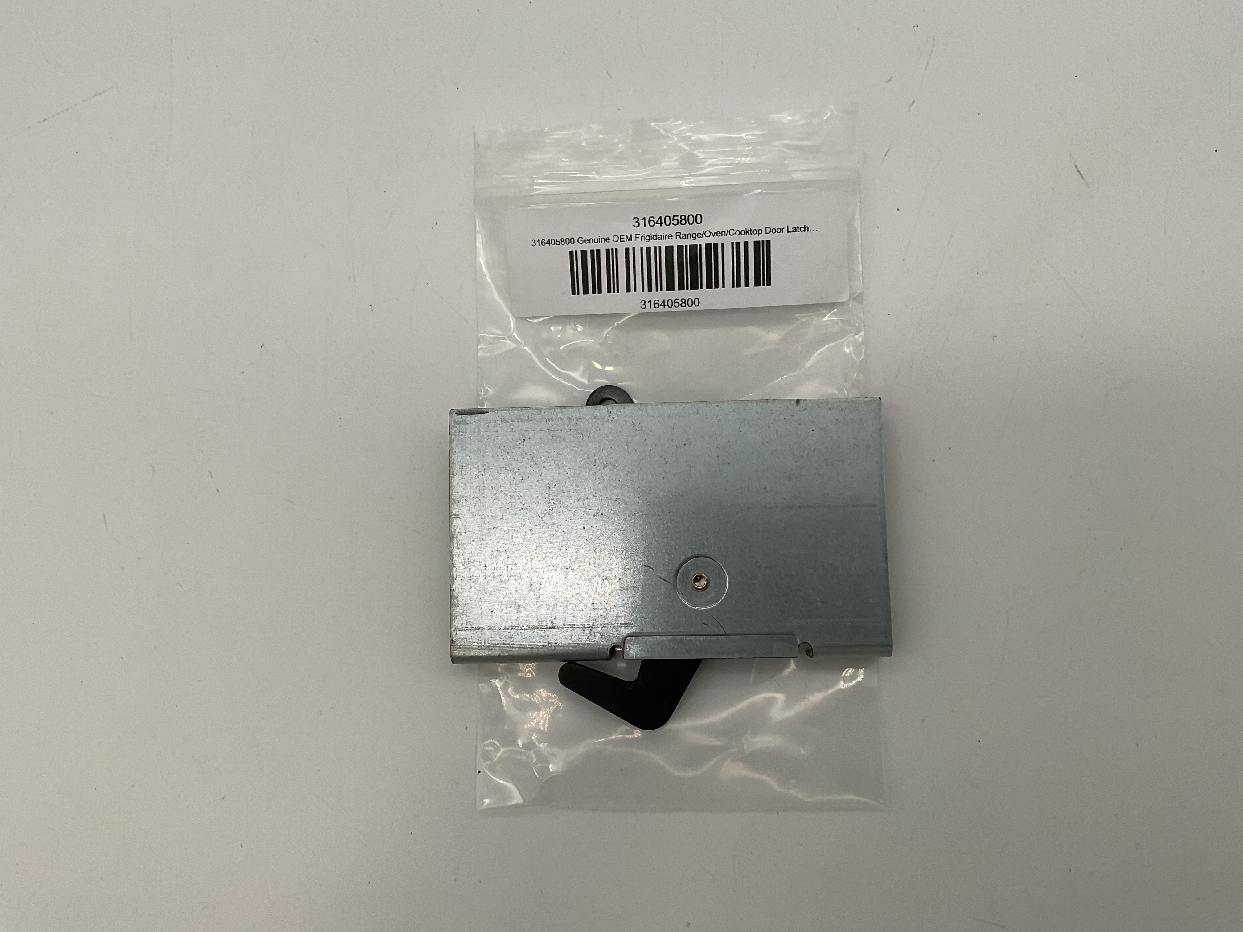 316405800 Genuine OEM Frigidaire Range/Oven/Cooktop Door Latch 316213900