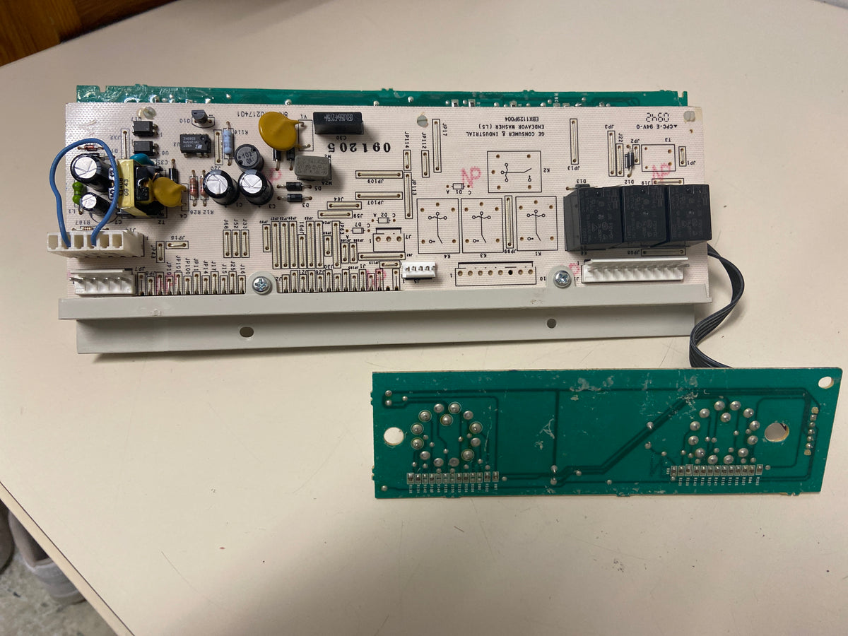 Panneau de commande/carte électronique de laveuse GE WH12X10544