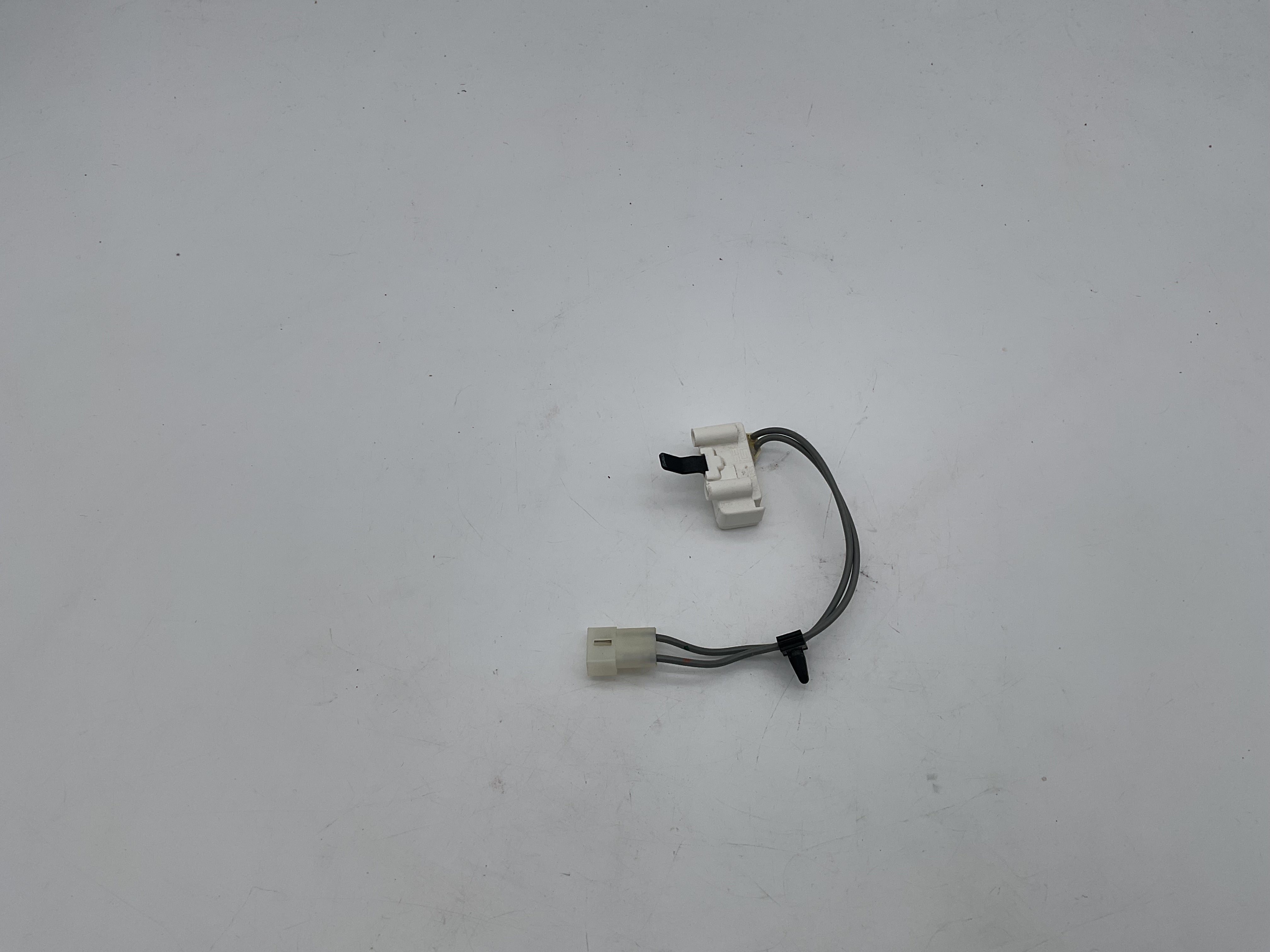 Whirlpool Dryer Door Switch 3406104
