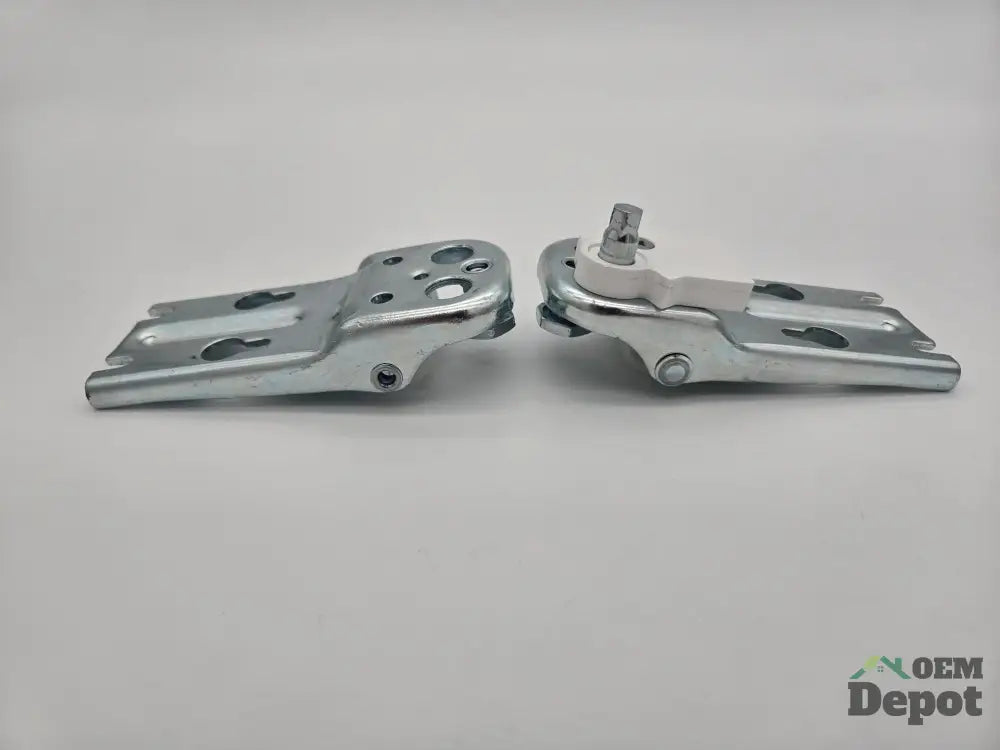 Charnière de réfrigérateur Frigidaire 5304526772/5304519776