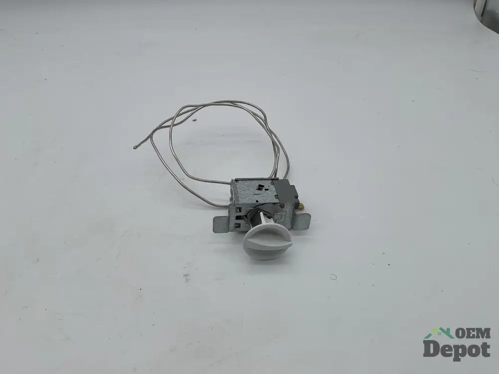 Thermostat de contrôle de température pour réfrigérateur Frigidaire 241537103