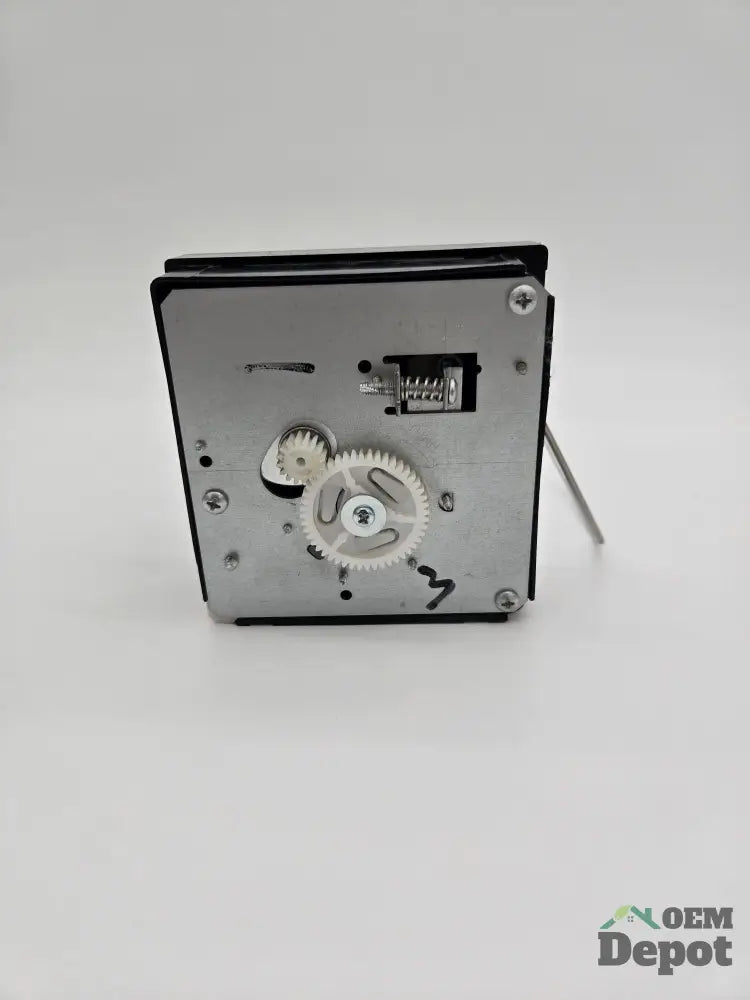 Machine à glaçons pour réfrigérateur Frigidaire 241798224 (241798231)