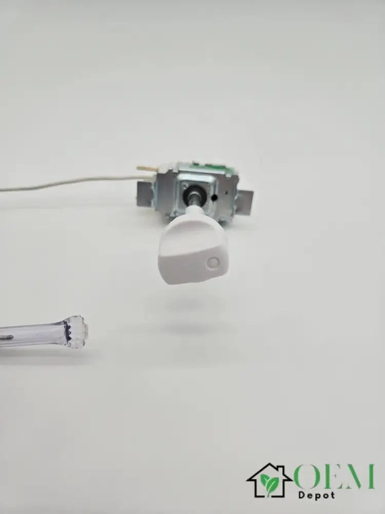 GE Refrigerator Temp Control Assembly WR09X26872