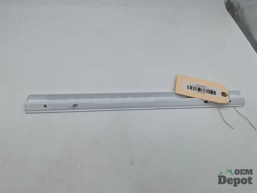 Support de clayette de réfrigérateur LG MEG63060501