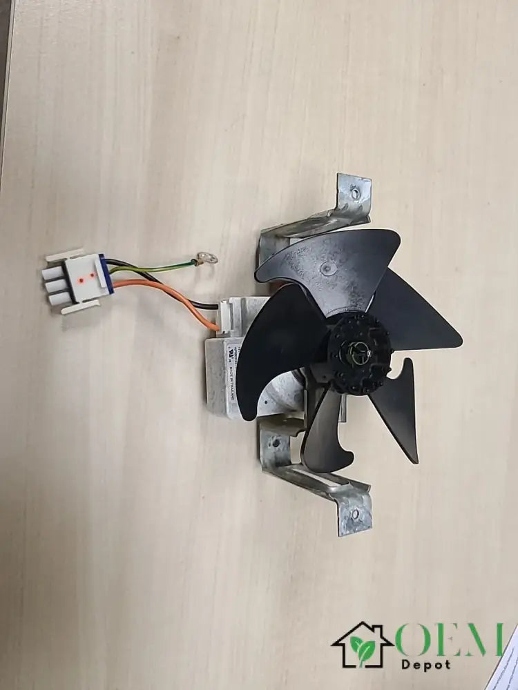 Panasonic FDQR002GSL / GE WR60X28783 Evaporator Fan Motor w/ Fan Blade