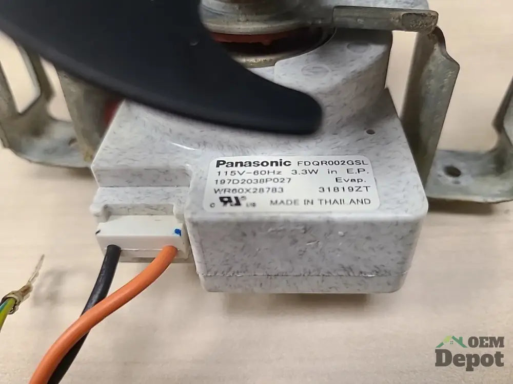 Panasonic FDQR002GSL / GE WR60X28783 Evaporator Fan Motor w/ Fan Blade