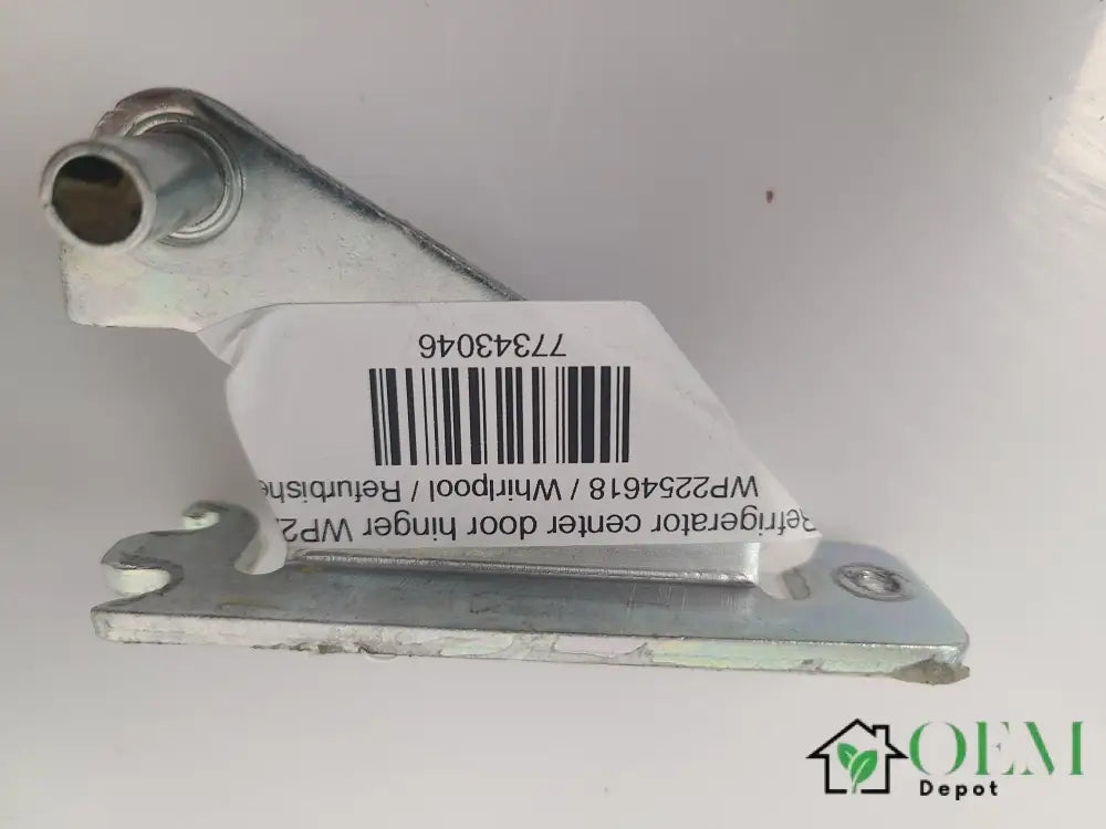 Refrigerator center door hinge WP2254618