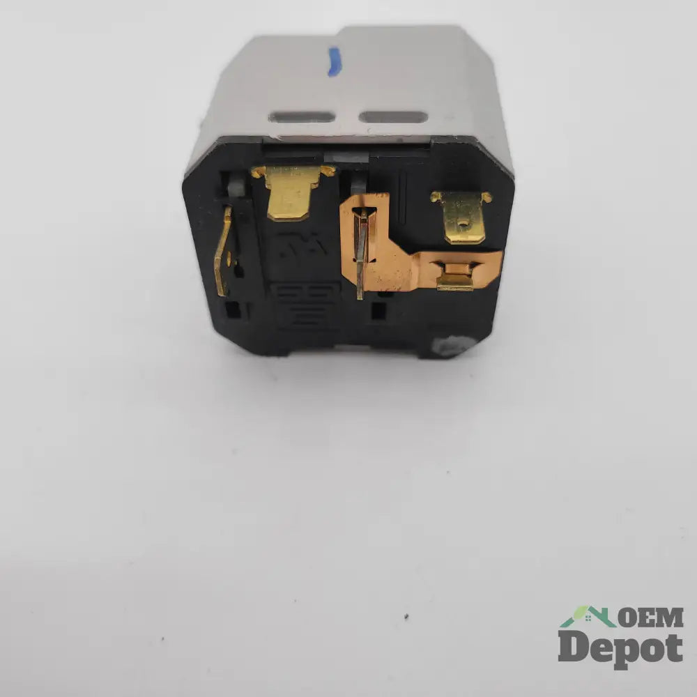Interrupteur de démarrage par pression pour sécheuse Whirlpool WPW10117655 PS1491565
