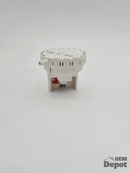 Pressostat de niveau d'eau pour lave-linge Whirlpool n° 8577844 (W10339251)