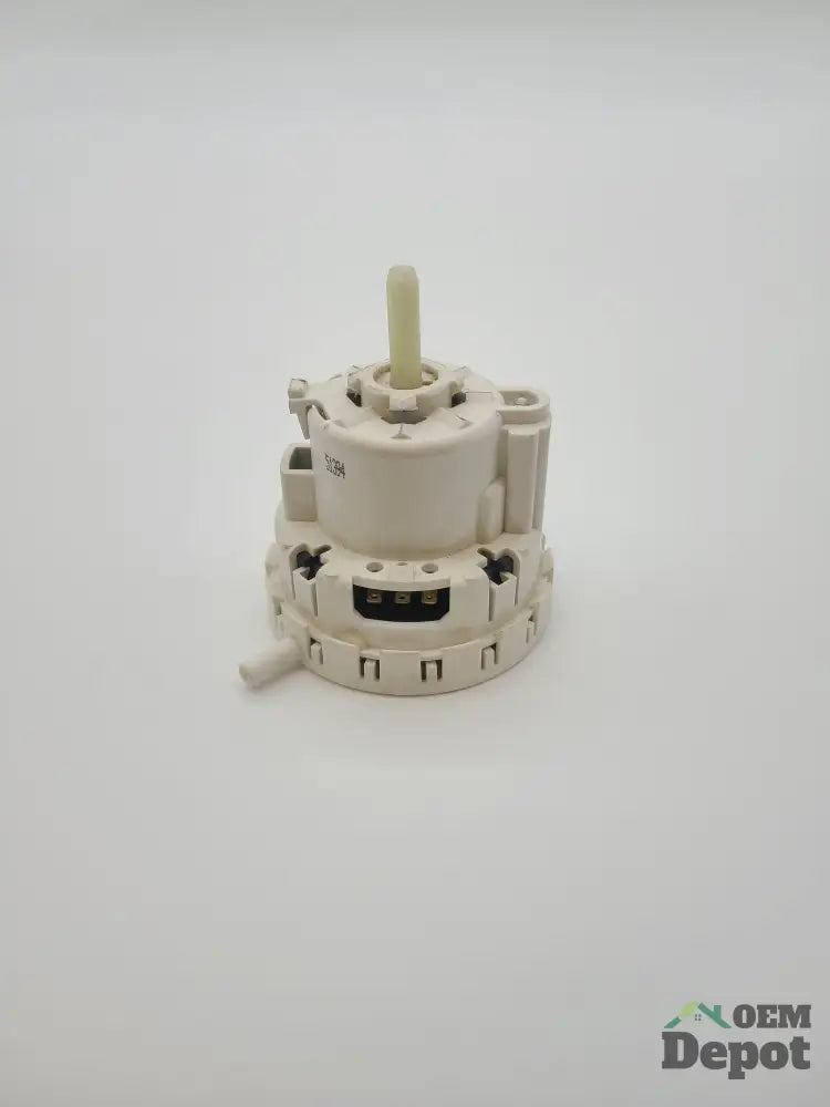 Pressostat de niveau d'eau pour lave-linge Whirlpool (3366848) W10820051