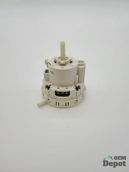 Pressostat de niveau d'eau pour lave-linge Whirlpool (3366848) W10820051